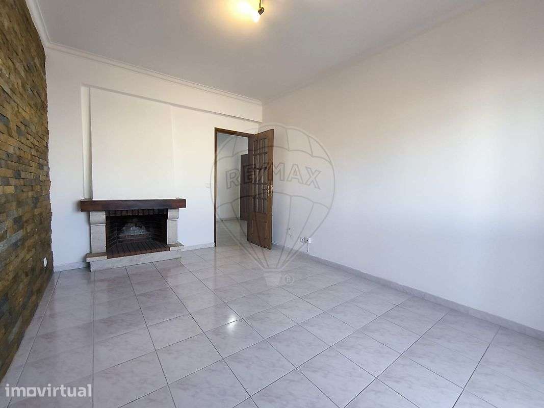 Apartamento T2 para arrendamento - Grande imagem: 4/13