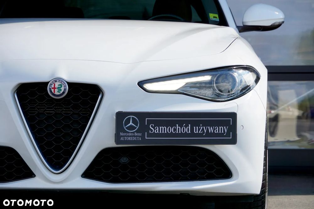 Alfa Romeo Giulia 2.0 Turbo Super - 12