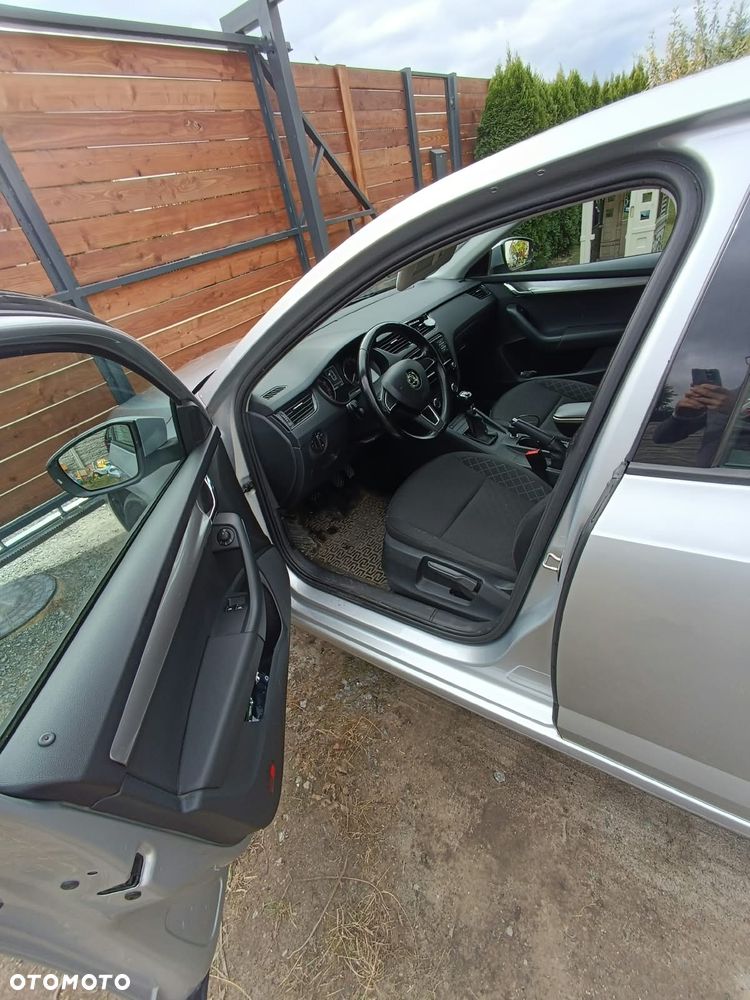 Skoda Octavia - 14