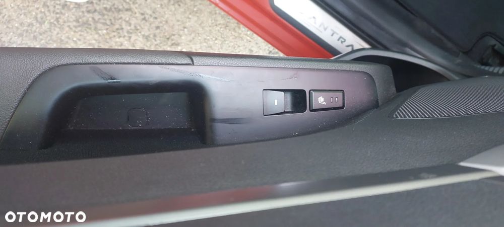 Hyundai Elantra - 20