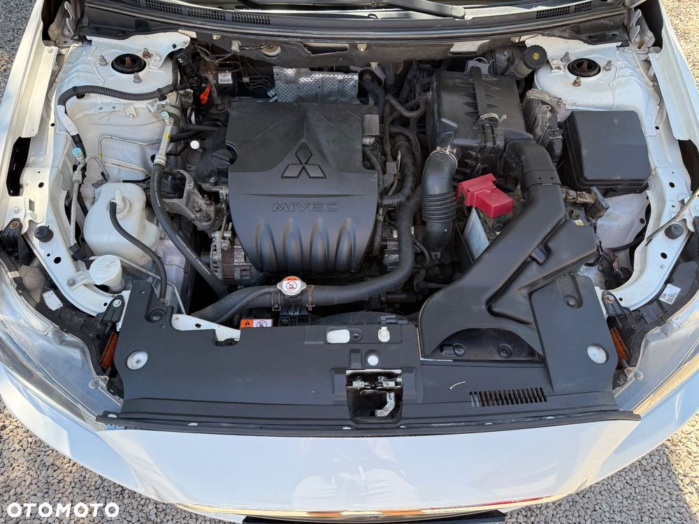 Mitsubishi Lancer 1.6 ClearTec Inform - 35