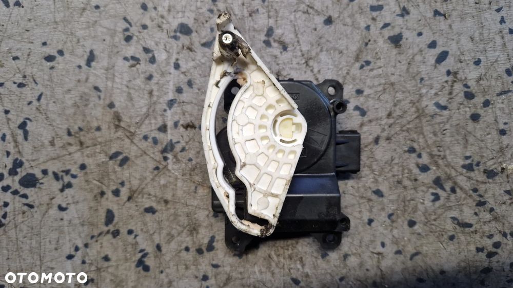 HONDA ACCORD VII SILNICZEK NAGRZEWNICY 063800-0101 - 2