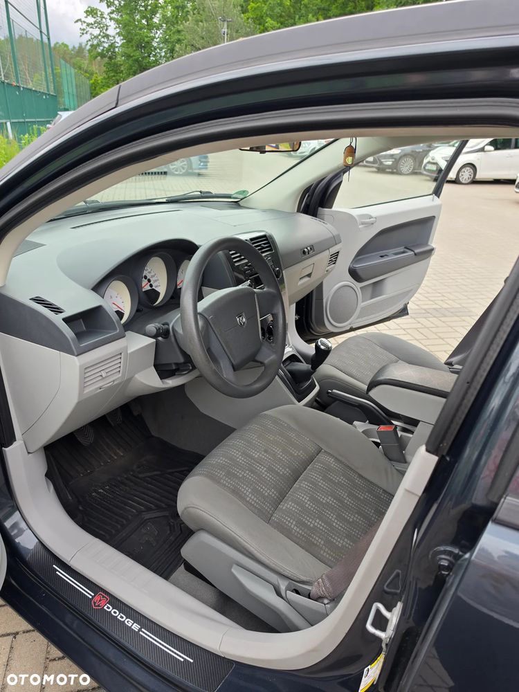 Dodge Caliber 1.8 SXT - 17