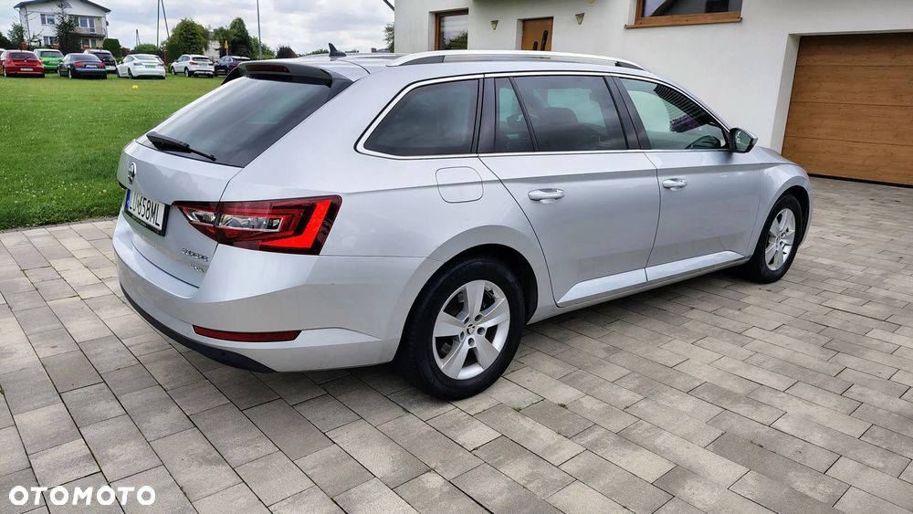 Skoda Superb 2.0 TDI 4x4 Ambition DSG - 7