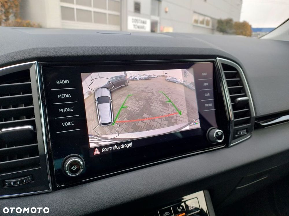 Skoda Karoq 1.5 TSI ACT GPF 4x2 Style DSG - 24