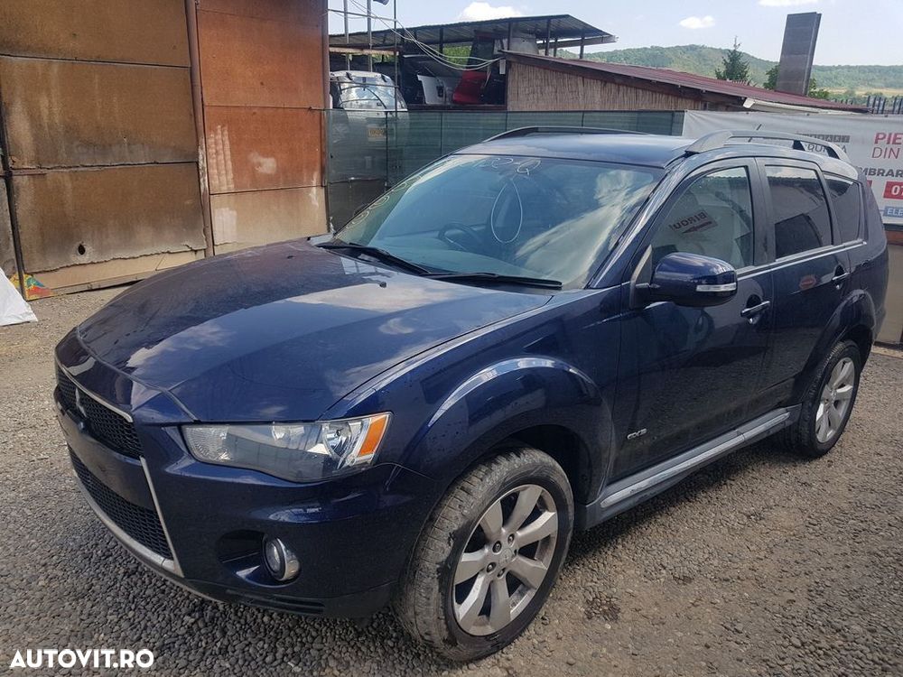 Dezmembrari dezmembrez  Mitsubishi Outlander Facelift 2.2 Diesel 2006-2012 - 2