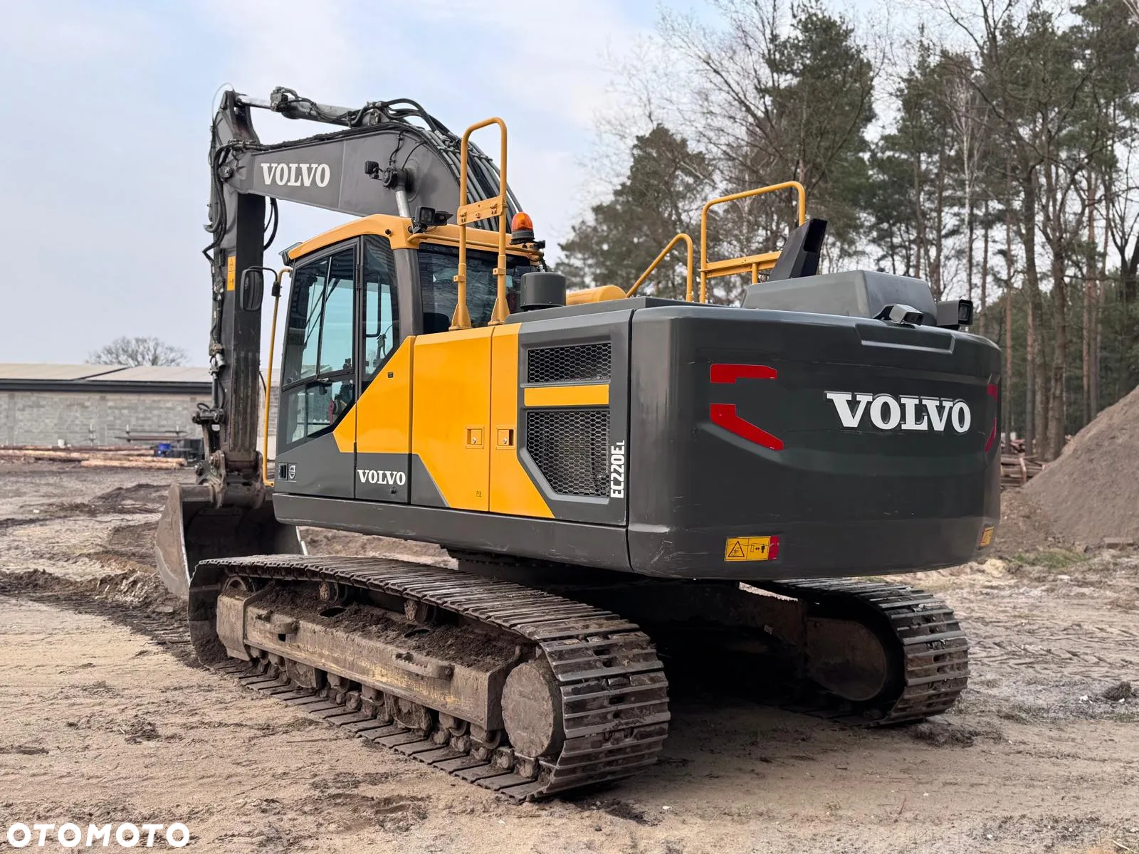 Volvo EC220EL - 4