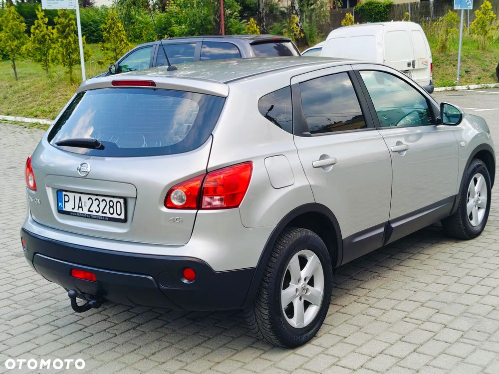 Nissan Qashqai 2.0 dCi DPF tekna - 15