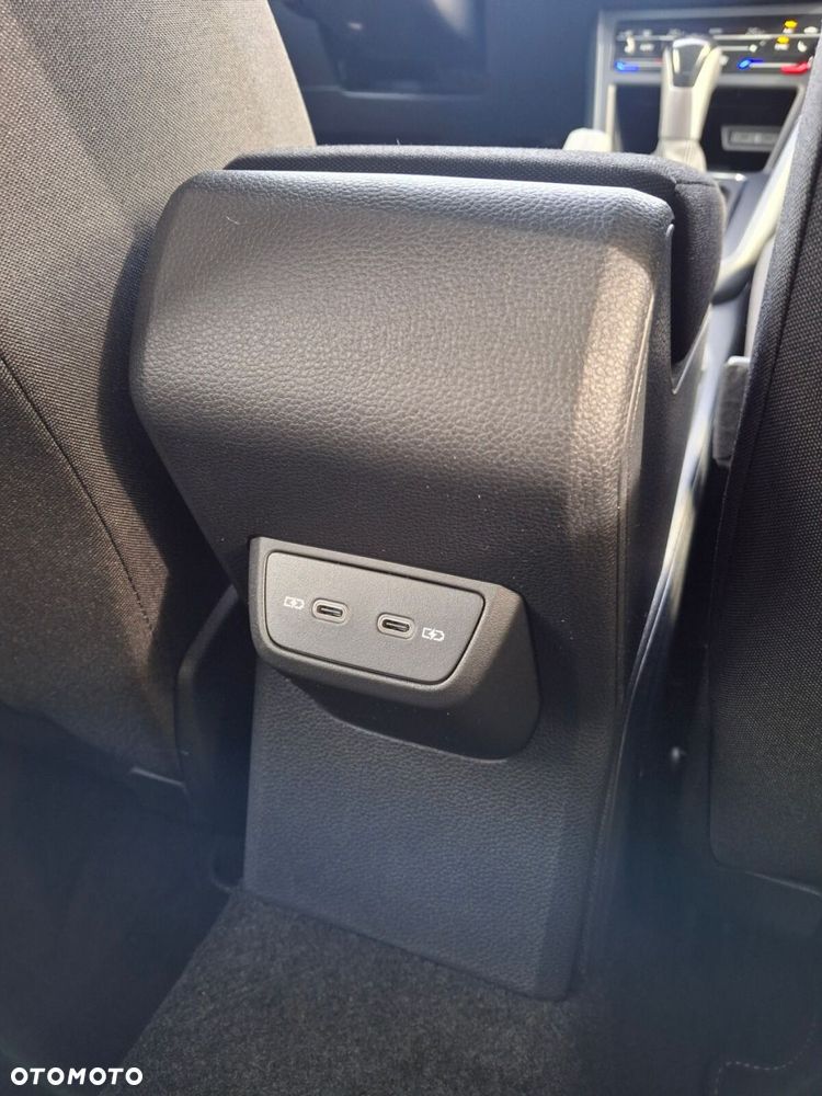 Volkswagen Taigo 1.5 TSI ACT R-Line Plus DSG - 30