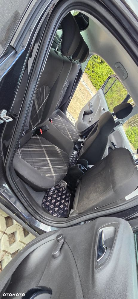 Opel Corsa 1.4 Automatik Color Edition - 12