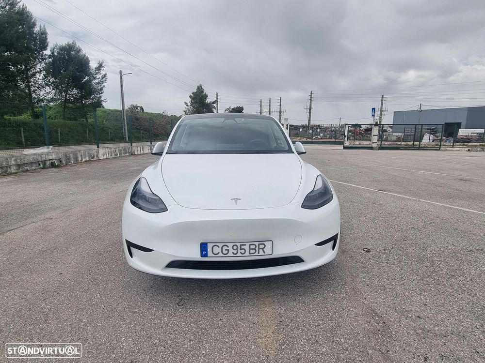 Tesla Model Y Standard - 2