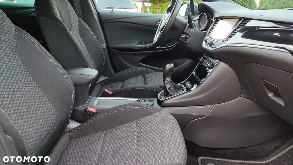Opel Astra 1.4 Turbo Innovation - 18
