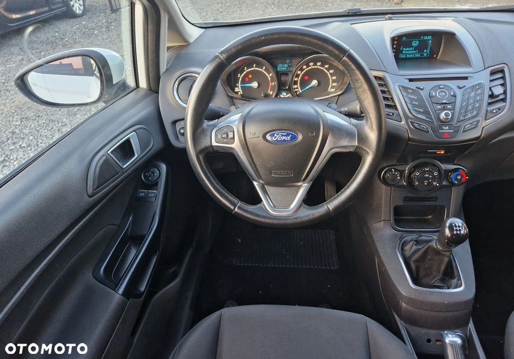 Ford Fiesta - 27
