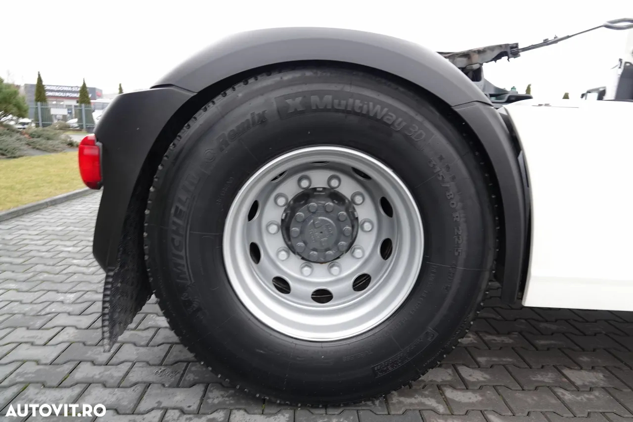 DAF XF 460 / SPACE CAB / RETARDER / LOW KILOMETRAGE / ANVELOPE 100% / IMPORTAT / DUPĂ CONTRACTUL DE SERVICE - 21