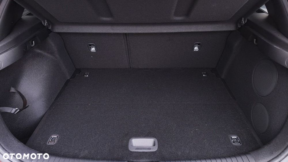 Kia Ceed - 25
