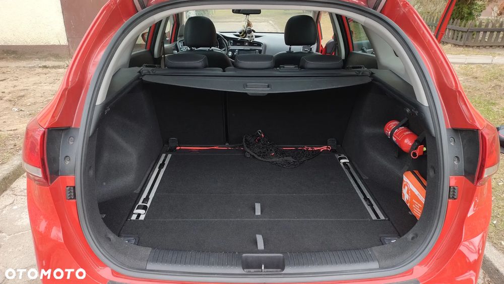 Kia Ceed 1.6 GDI Platinum Edition - 10