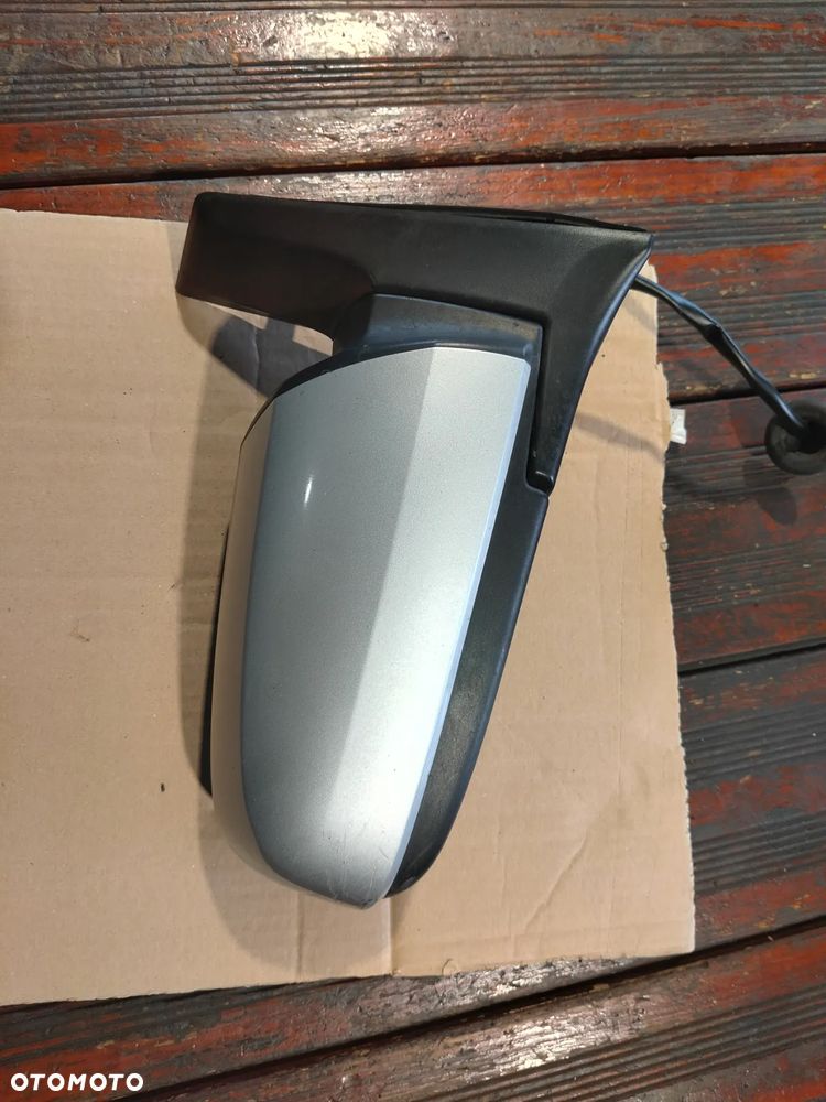 Lusterko Opel Zafira B prawe Europa