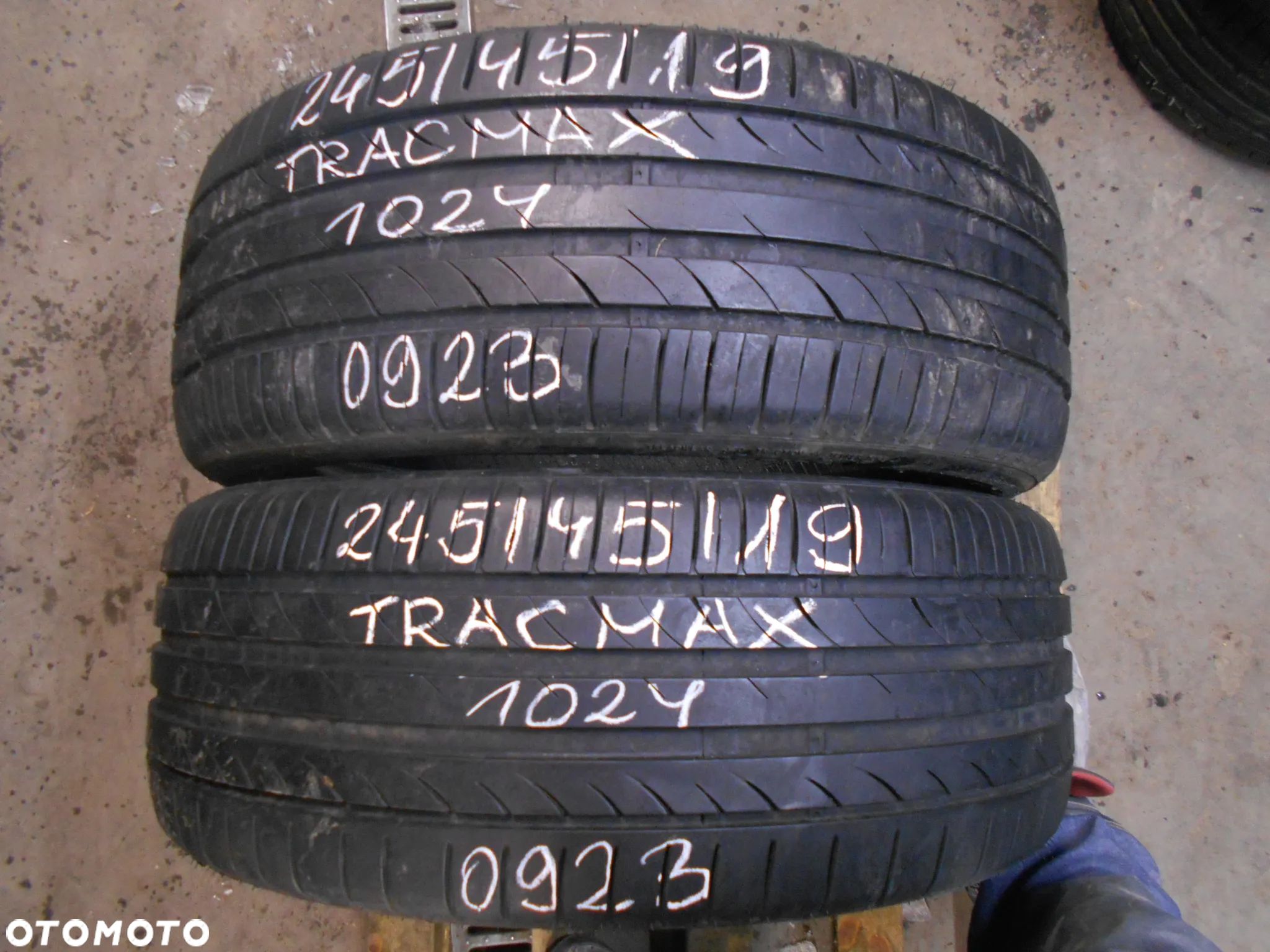 OPONY 245/45R19 TRACMAX X-PRIVILO TX 3 DOT 0923 7MM - 1