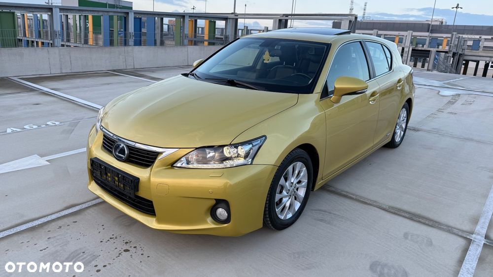 Lexus CT 200h Prestige - 2