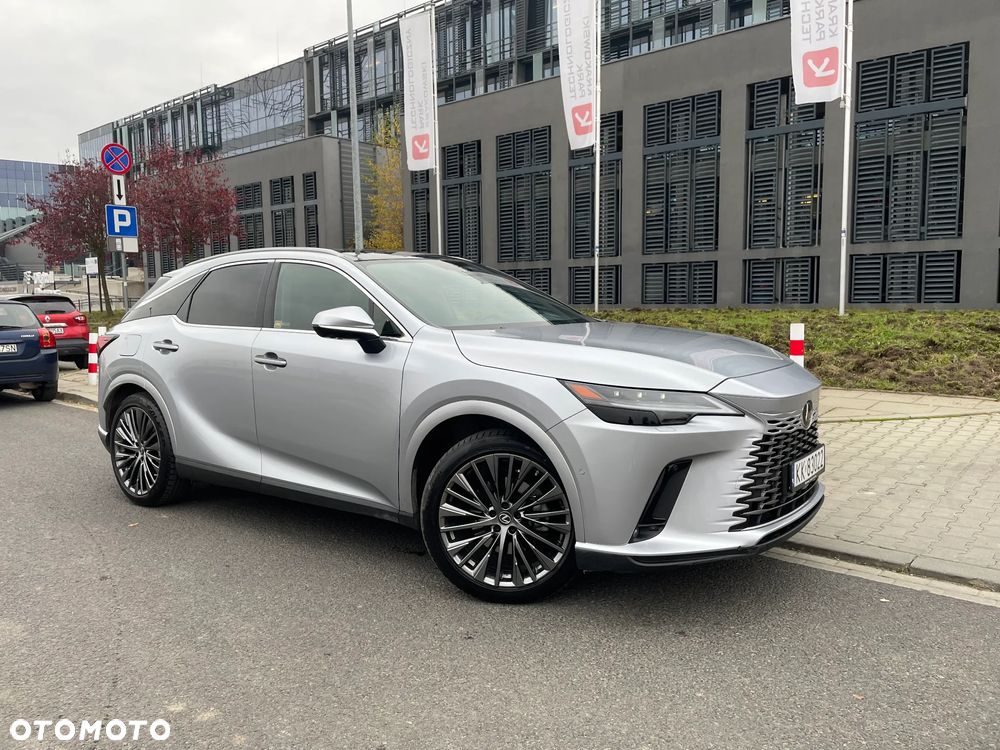 Lexus RX 450h+ Omotenashi - 1