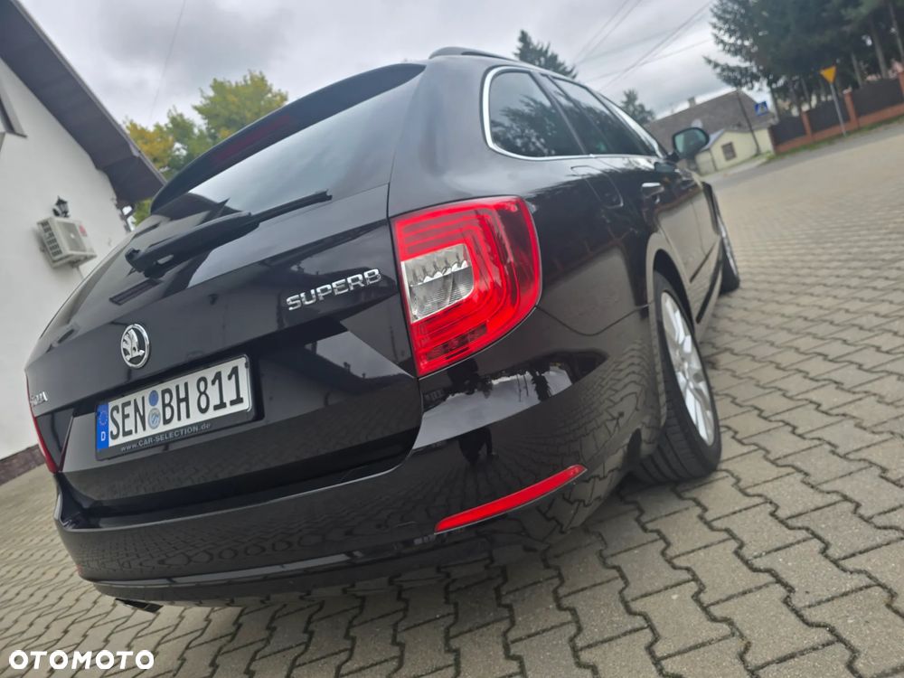 Skoda Superb 2.0 TDI DSG Elegance - 9