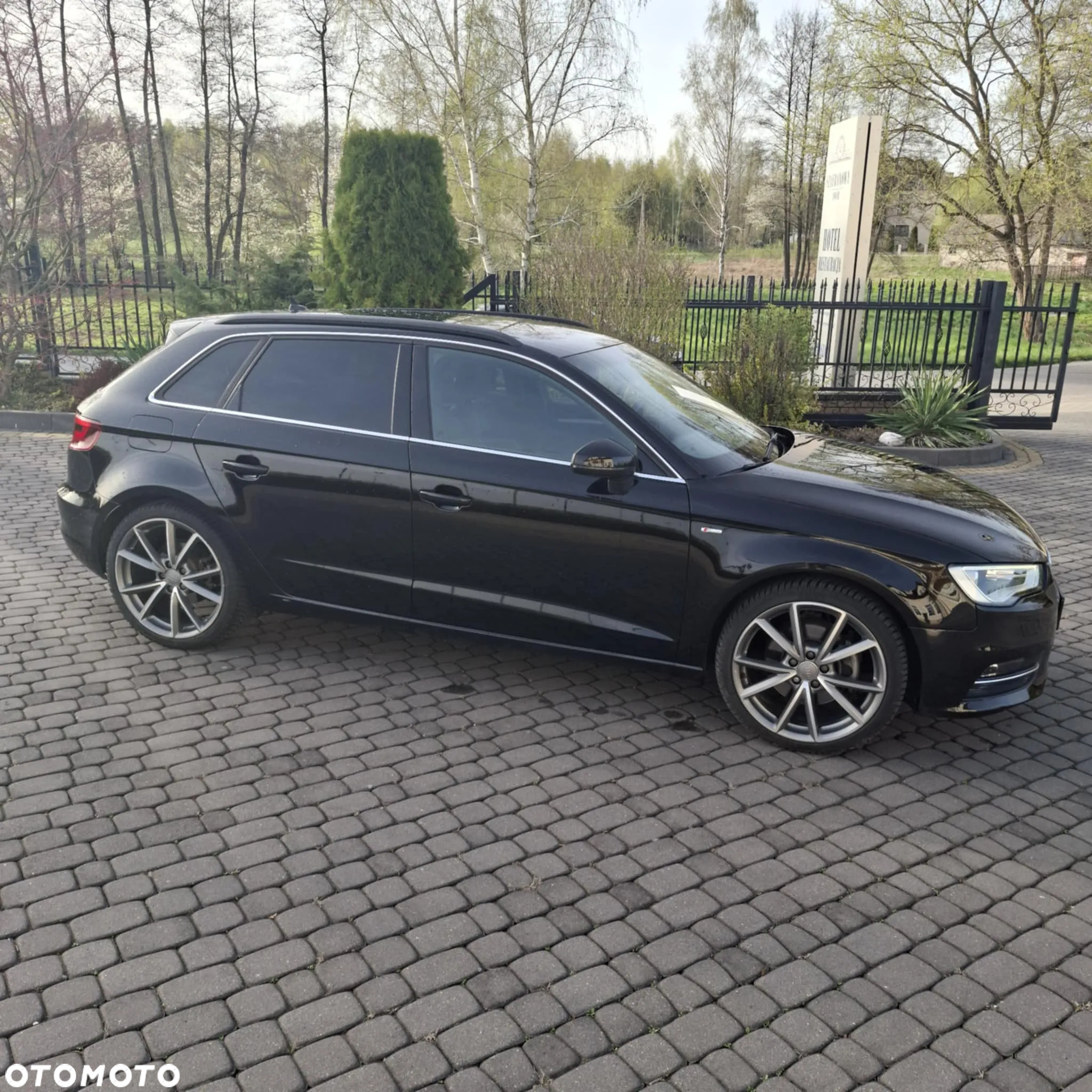 Audi A3 2.0 TDI Sportback (clean diesel) quattro S tronic S line Sportpaket - 4
