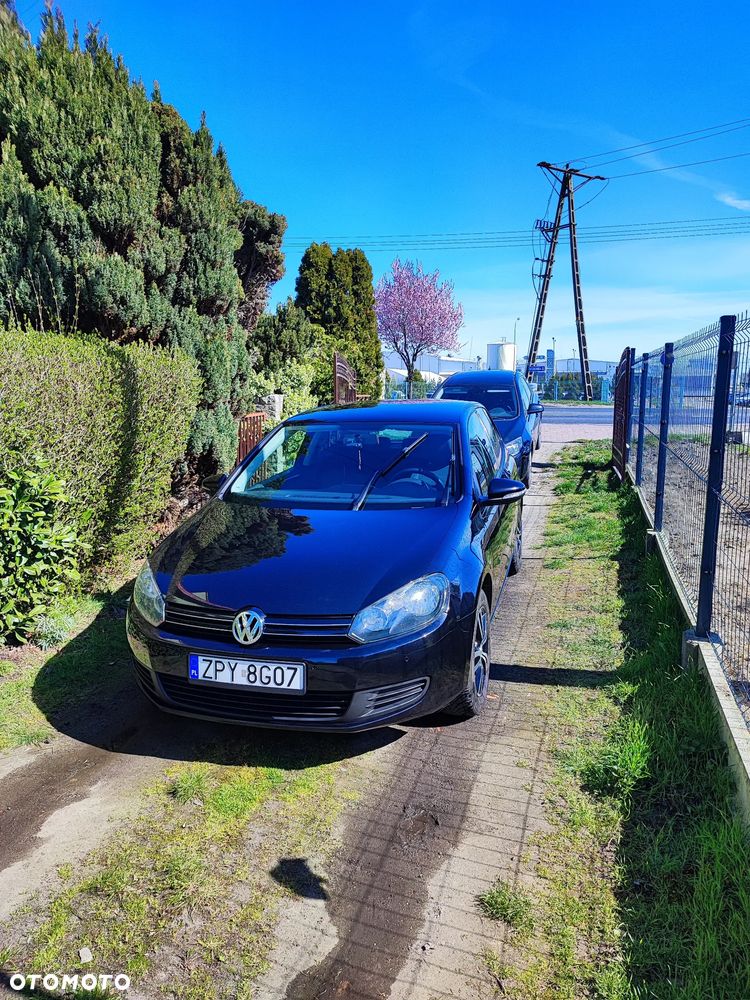 Volkswagen Golf 1.6 Team - 1