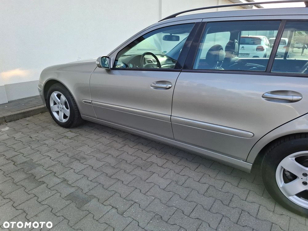 Mercedes-Benz Klasa E - 16