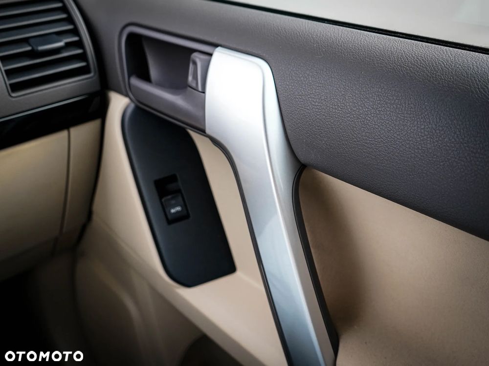 Toyota Land Cruiser LC 2.8 D-4D Prado - 17