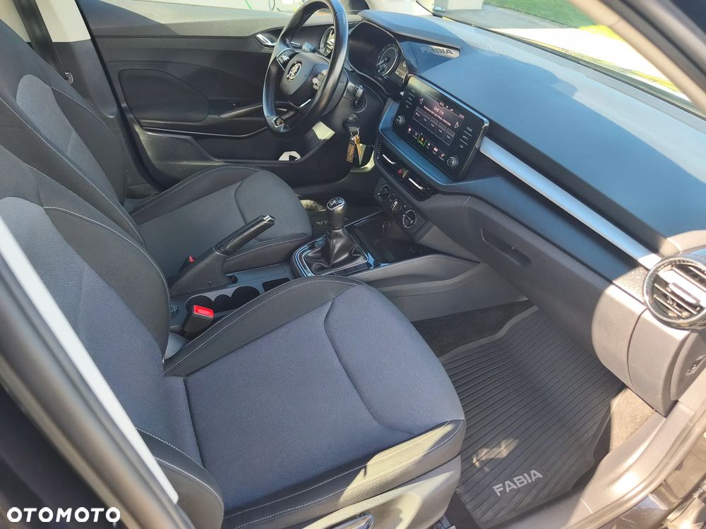 Skoda Fabia 1.0 Ambition - 17