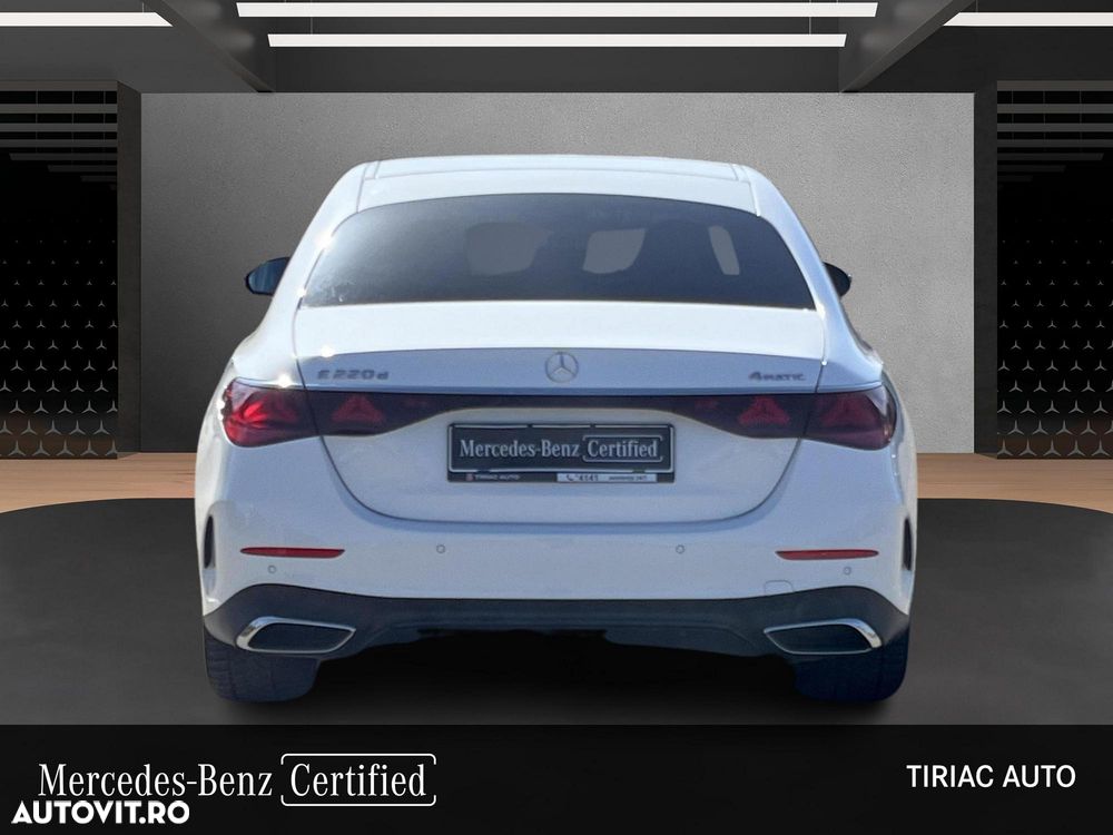 Mercedes-Benz E 220 d 4MATIC MHEV - 6