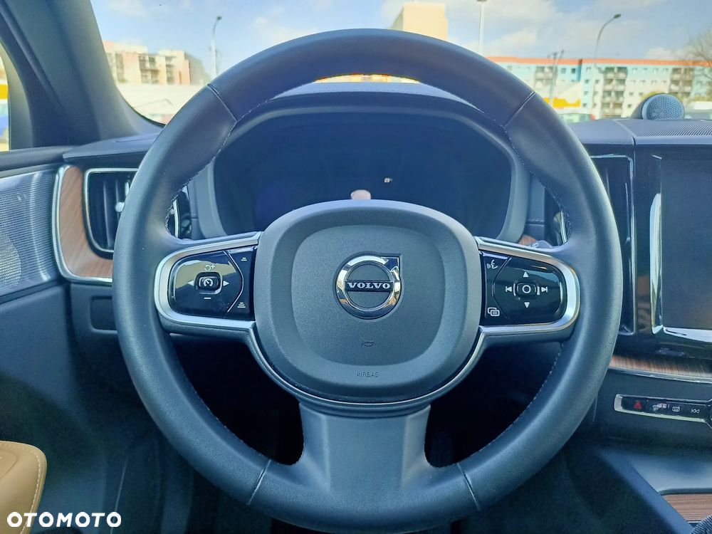 Volvo XC 60 T8 Plug-In Hybrid AWD Ultimate Bright - 15