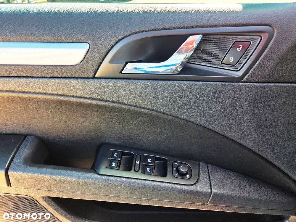 Skoda Superb 1.6 TDI Platinum DSG - 25