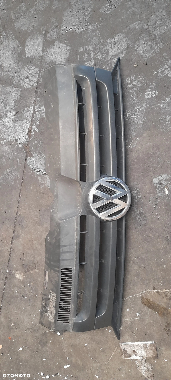 Atrapa/grill Volkswagen T5 lift!! Wysyłka!!