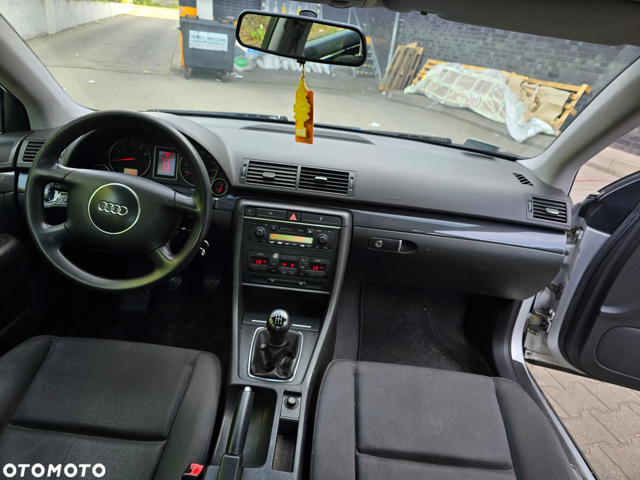 Audi A4 1.6 - 13