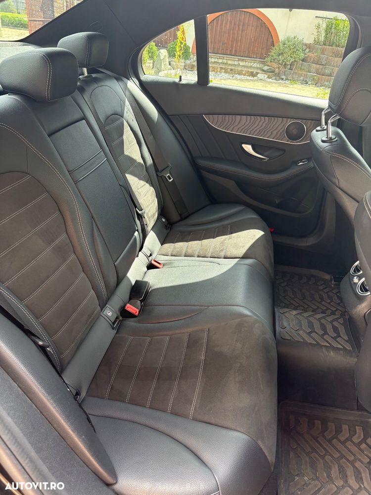 Mercedes-Benz C - 13