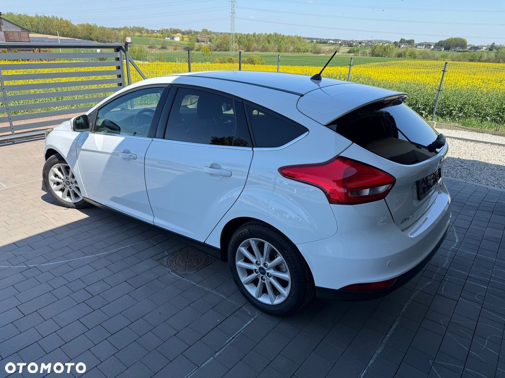 Ford Focus 1.0 EcoBoost Titanium - 5