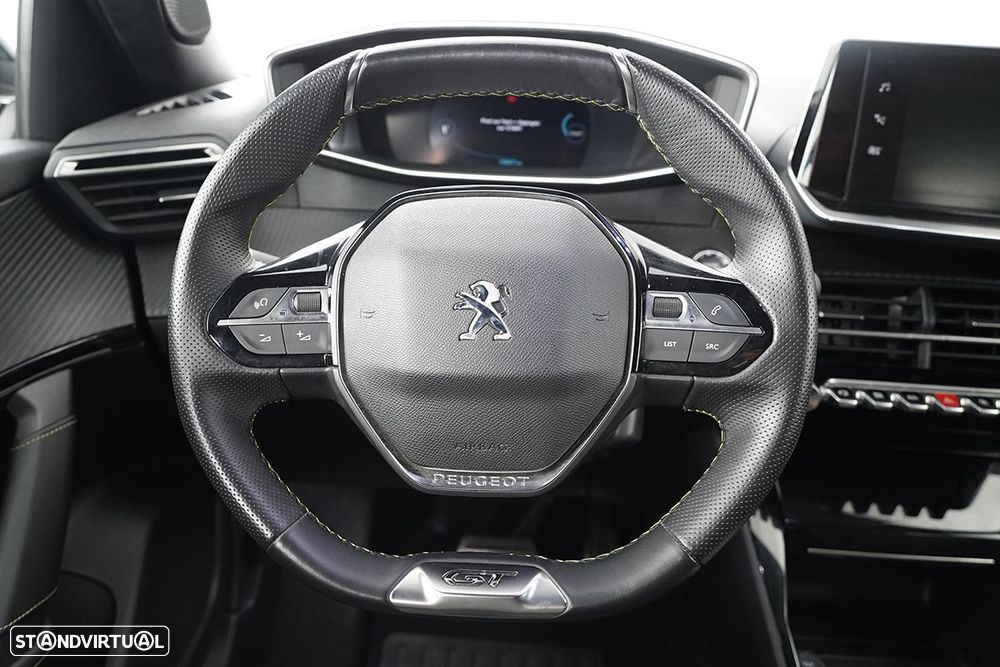 Peugeot e-2008 50 kWh GT - 16