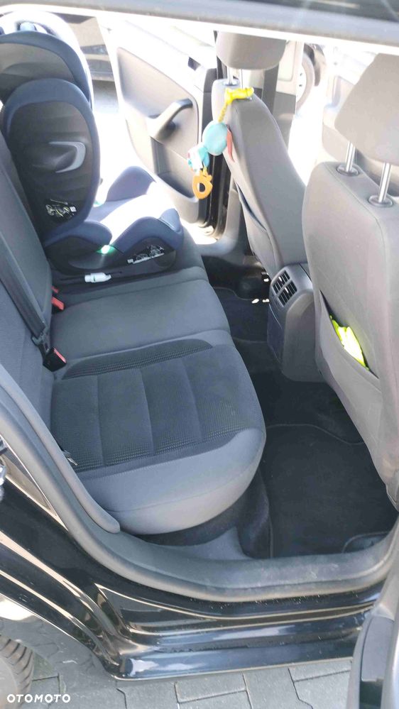 Volkswagen Golf 1.6 Comfortline - 11