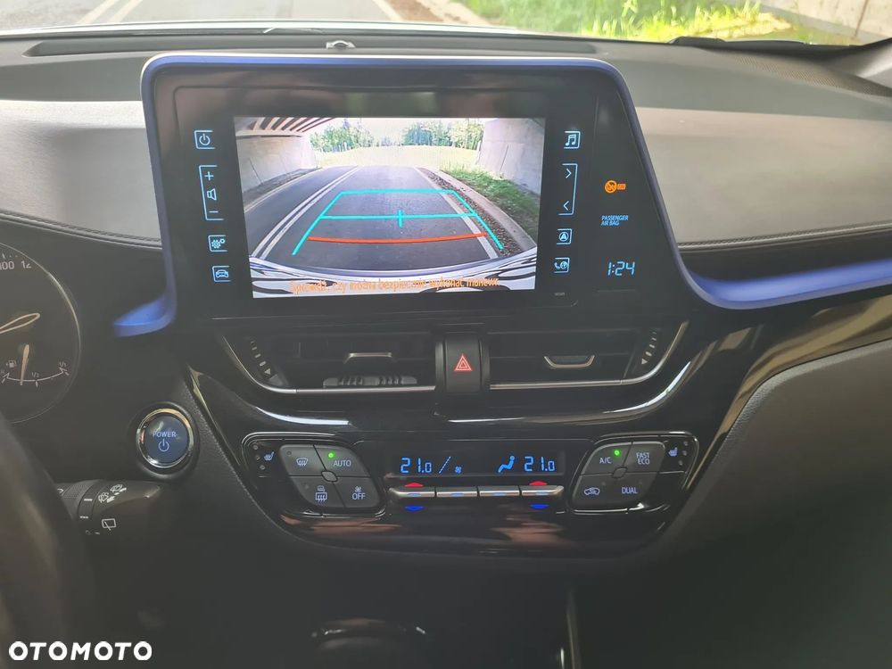 Toyota C-HR Style - 10