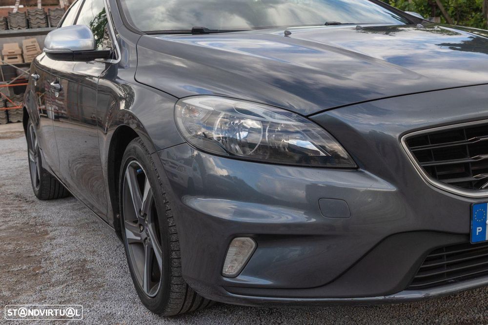 Volvo V40 1.6 D2 R-Design - 10