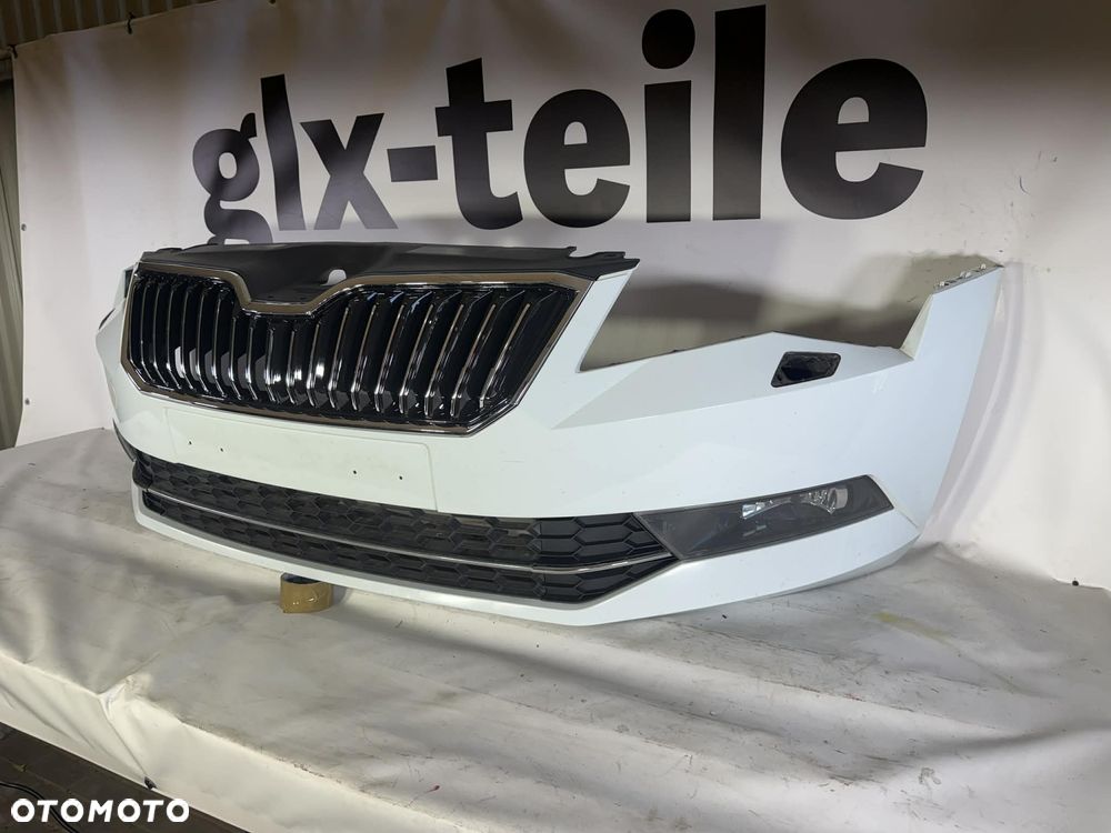 Skoda SuperB III Zderzak Przód Przedni Sprysk LF9E 15-19 3V0807221 - 2