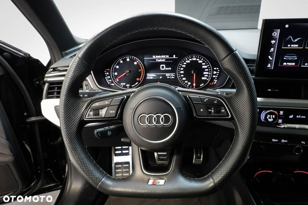 Audi A4 Limousine - 14