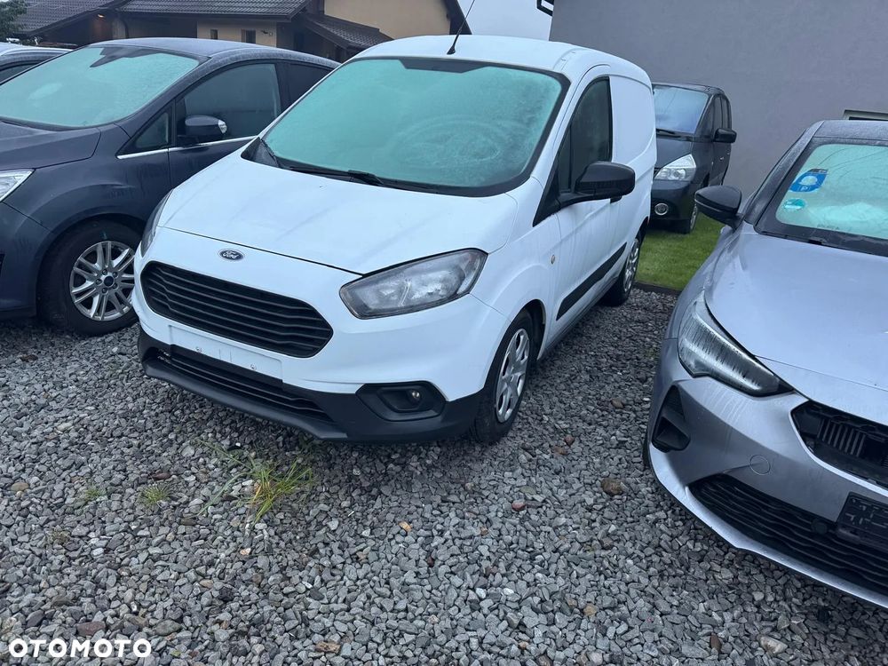 Ford Transit Courier S&S Basis - 13