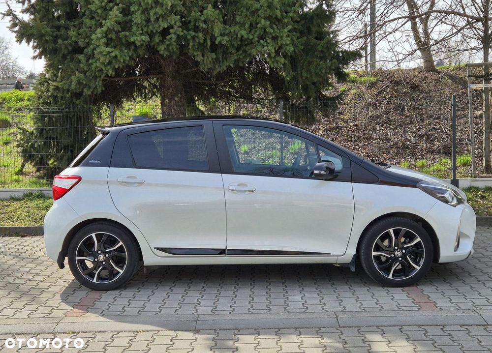 Toyota Yaris 1.5 Selection - 8