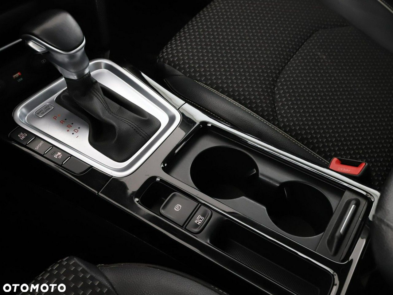 Kia Ceed SW 1.6 GDI DCT OPF Plug-in-Hybrid Spirit - 28
