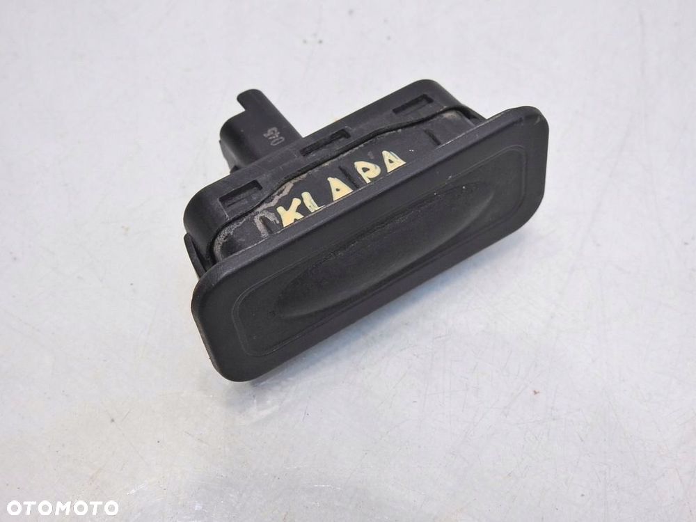 PRZYCISK MIKROSTYK KLAPY TYŁ RENAULT SCENIC II - 7