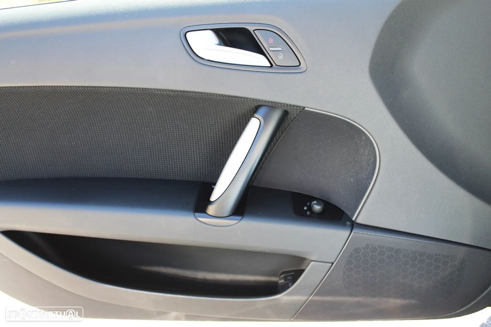 Audi TT Coupé 1.8 TFSI S-line - 26