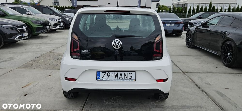 Volkswagen up! 1.0 Beats - 6
