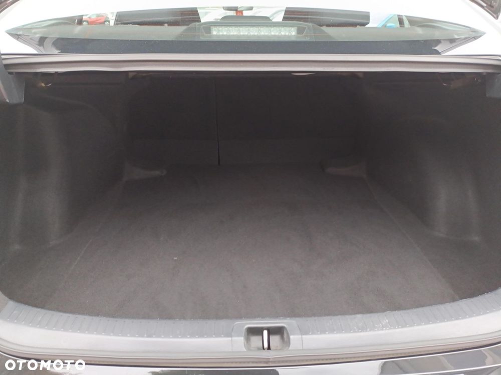 Toyota Corolla 1.8 Hybrid Comfort - 19